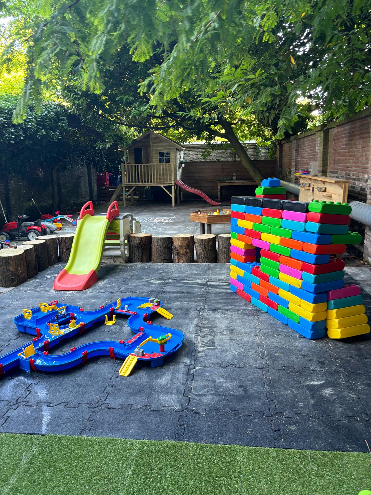 Binkies Den Haag buiten spelen